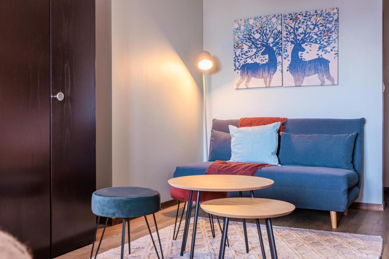 No 8 Bed & Bar Hotel Verbier Bagian luar foto