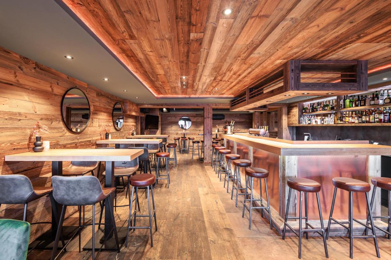 No 8 Bed & Bar Hotel Verbier Bagian luar foto