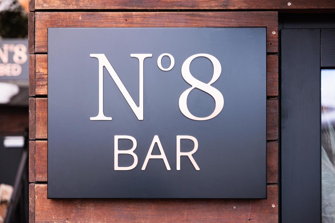 No 8 Bed & Bar Hotel Verbier Bagian luar foto