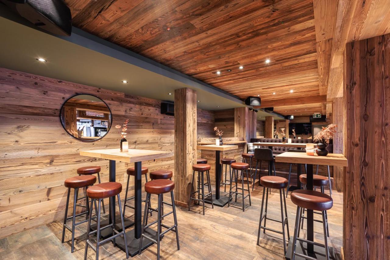 No 8 Bed & Bar Hotel Verbier Bagian luar foto