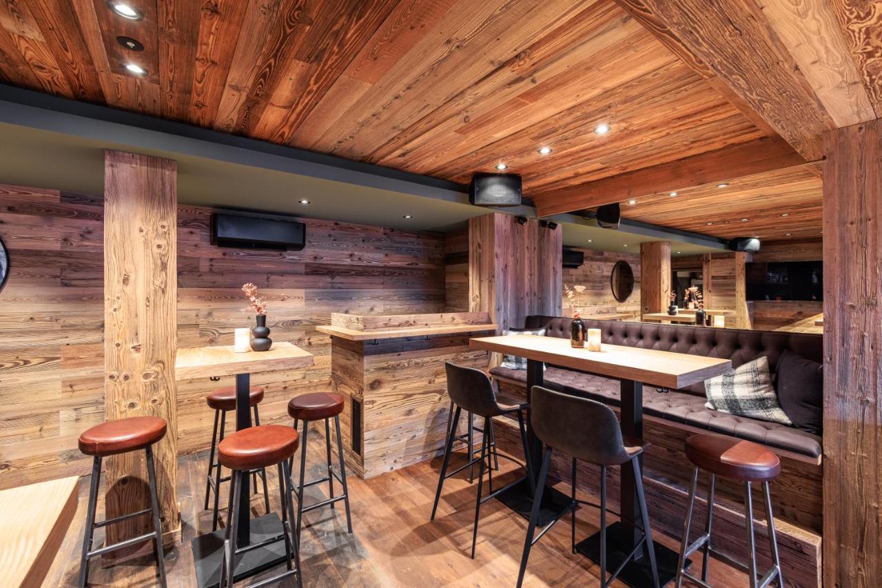 No 8 Bed & Bar Hotel Verbier Bagian luar foto