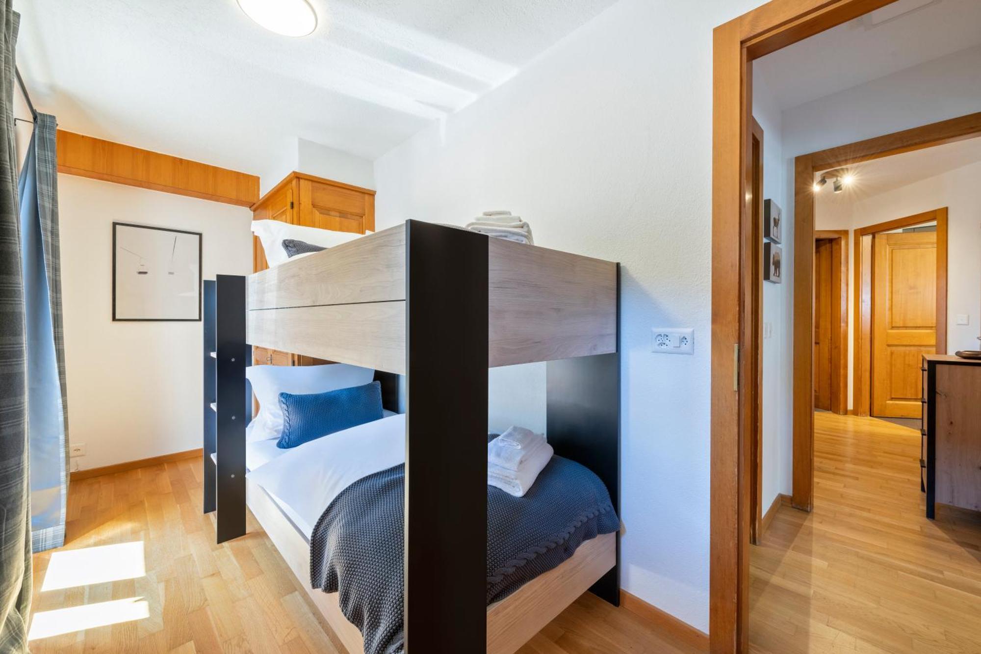 No 8 Bed & Bar Hotel Verbier Bagian luar foto